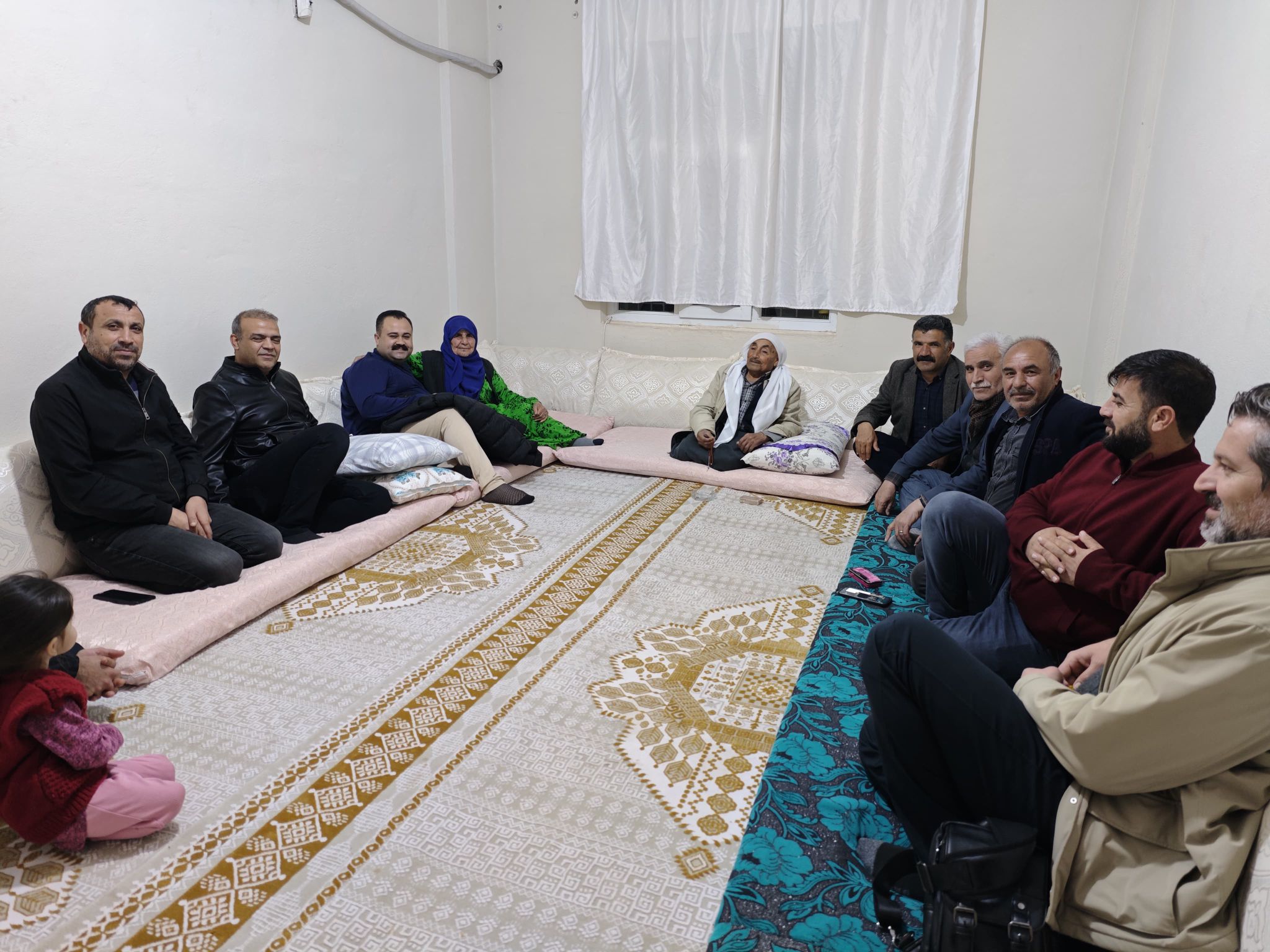 Eş Başkan Serhat Dicle İnan Ev Ziyaretlerini Sürdürüyor