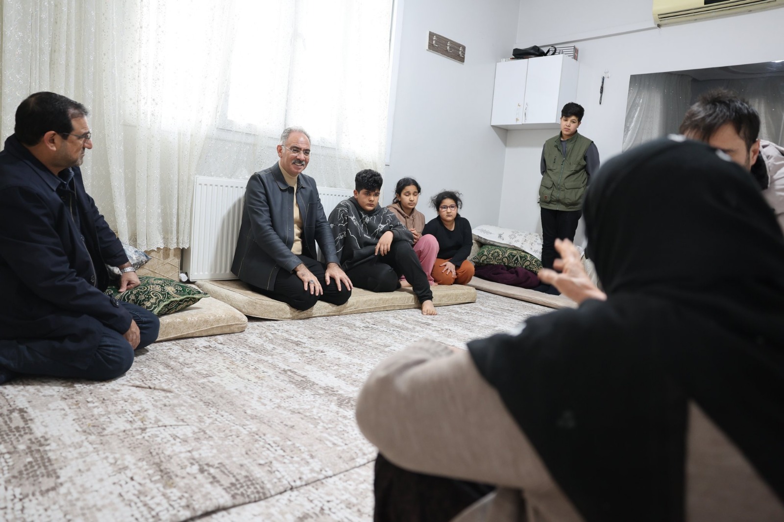 Eyyübiye’de Yetimin Yüzü Gülüyor