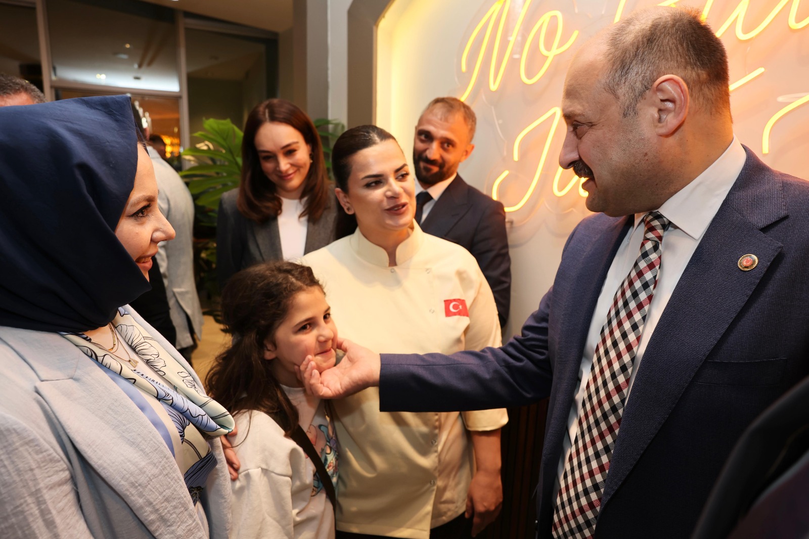 ŞANLIURFA’DA KARABUĞDAY GLUTENSİZ KAFE HİZMETE AÇILDI