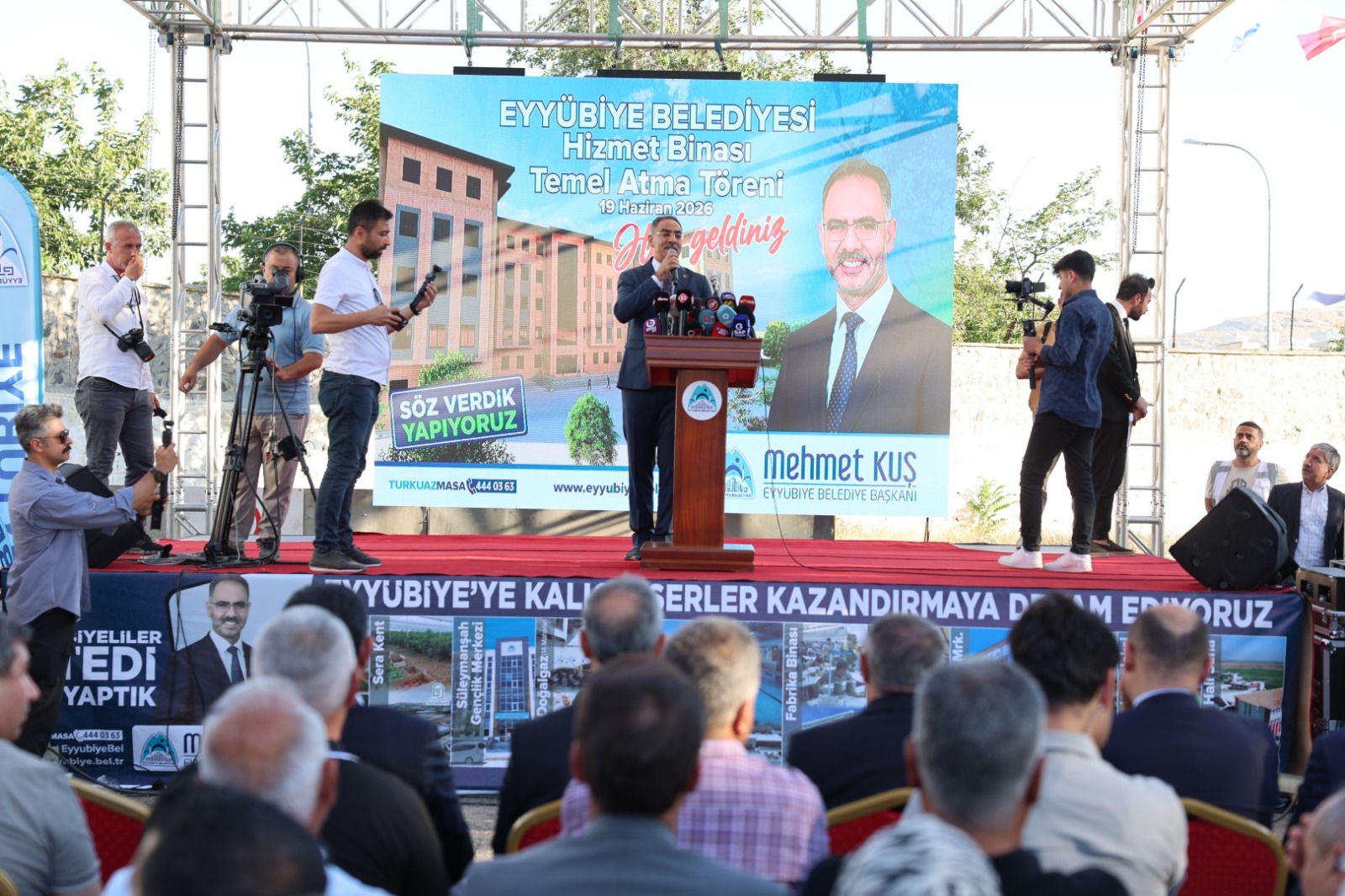 Eyyübiye Belediye Hizmet Binasının Temeli Atıldı