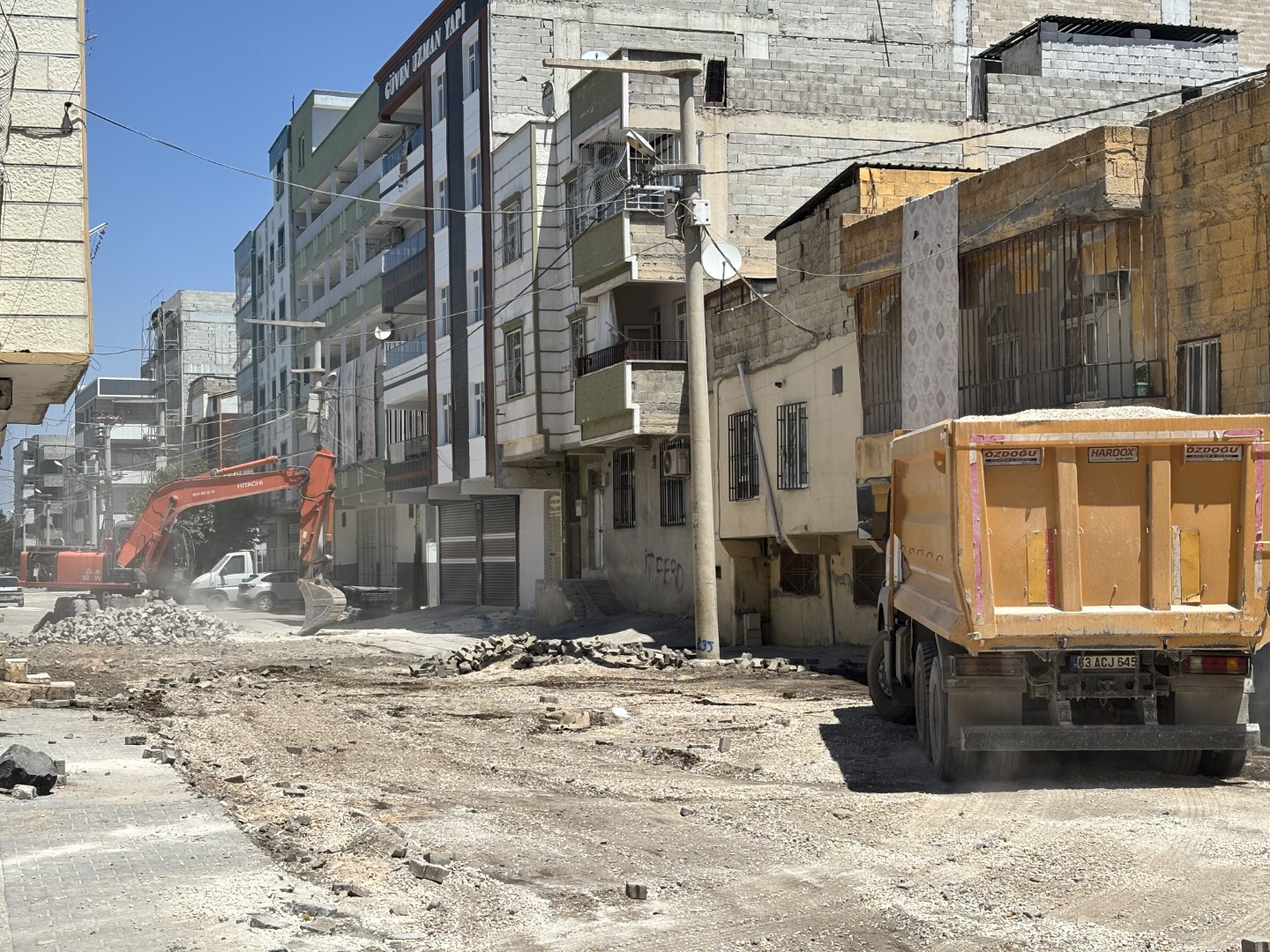 Eyyübiye’de Yol Yapım Seferberliği Hız Aldı