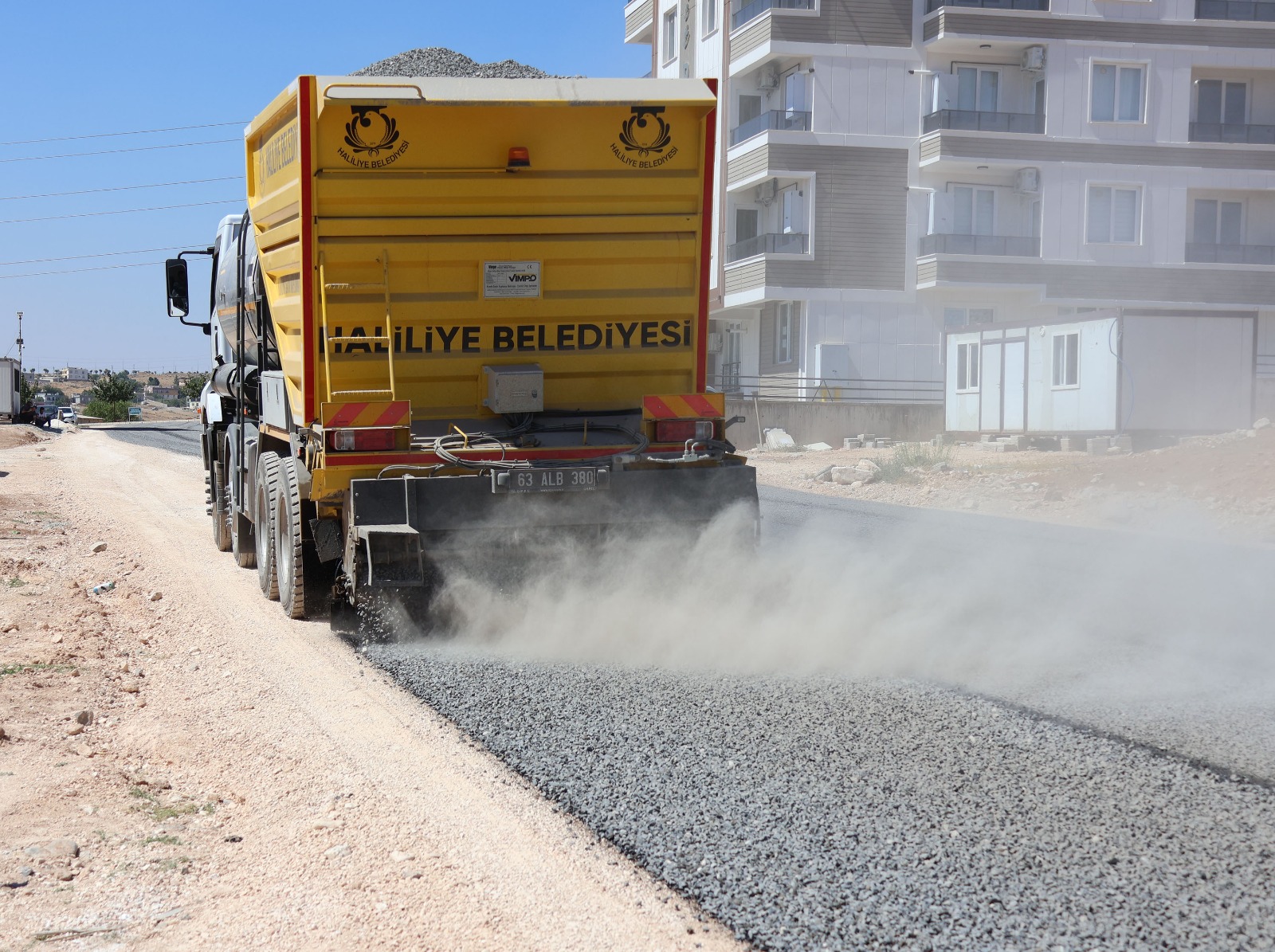 Haliliye Belediyesi, Dağeteği Mahallesi’ni asfaltla yeniliyor