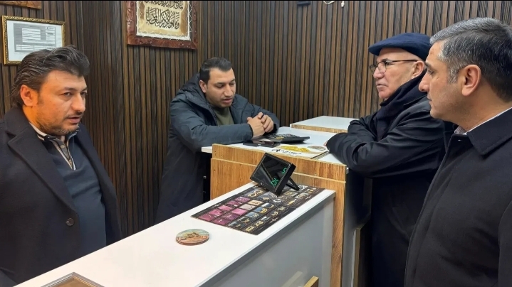 Karadağ'dan kesintilere tepki geldi!