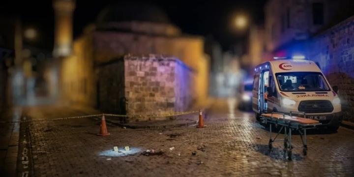 Gece vakti Şanlıurfa'da bıçaklı kavga!