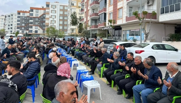 Şanlıurfa’da husumetliler bir araya geldi! Barış için el sıkıştılar!