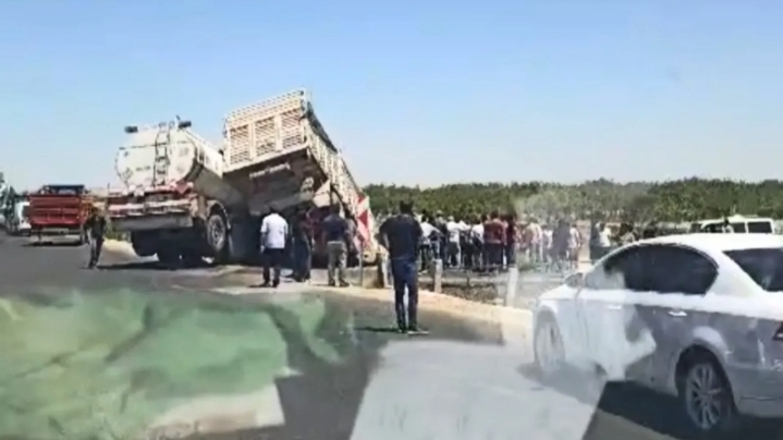 Şanlıurfa'da araçlar kanala uçtu!