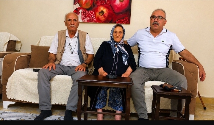 Film gibi buluşma! 60 yıl sonra Şanlıurfa'ya dönen Hedibe Nine, köklerini buldu!