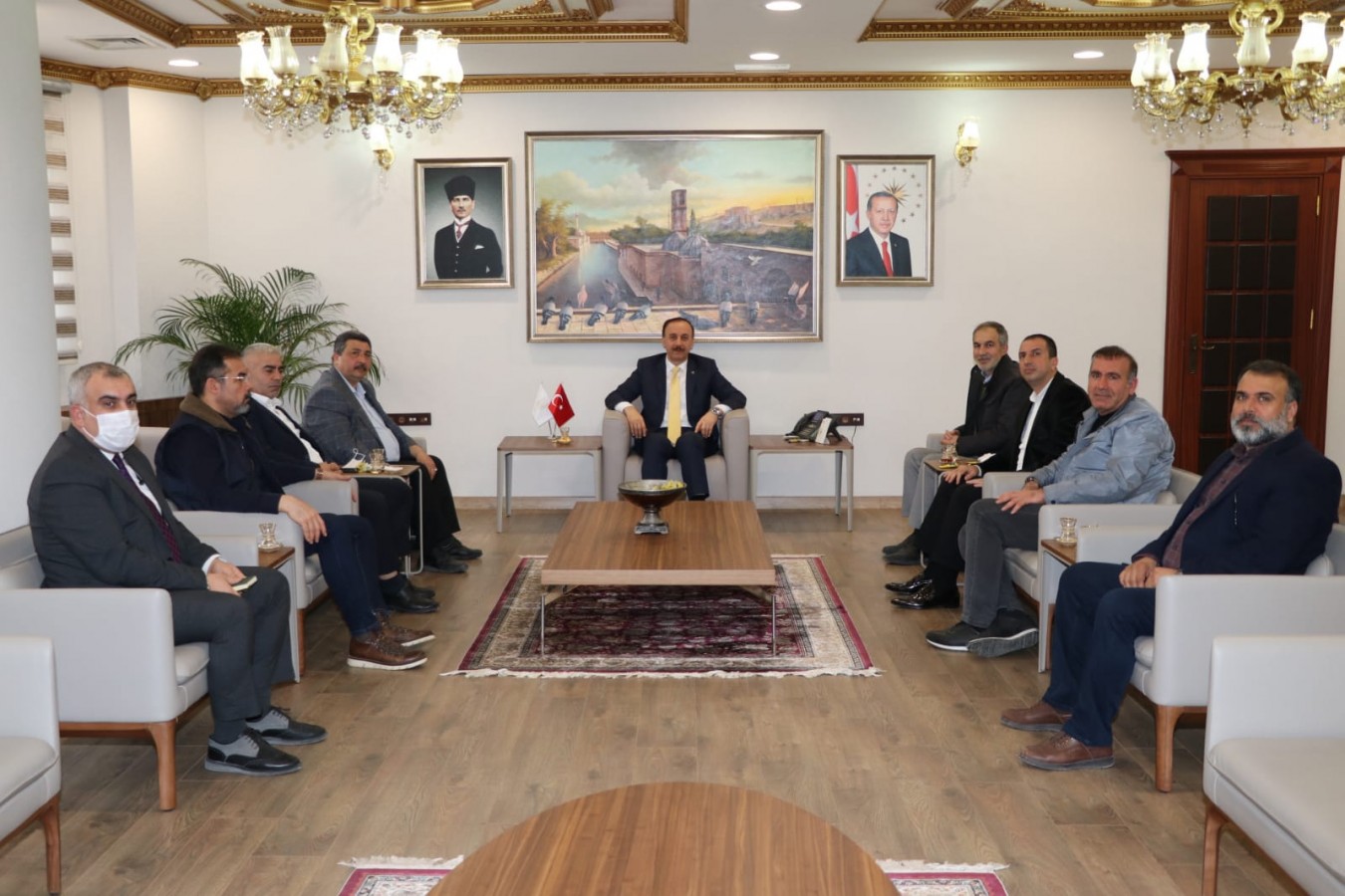 Urfa'daki gazete sahiplerinden Vali Erin'e ziyaret
