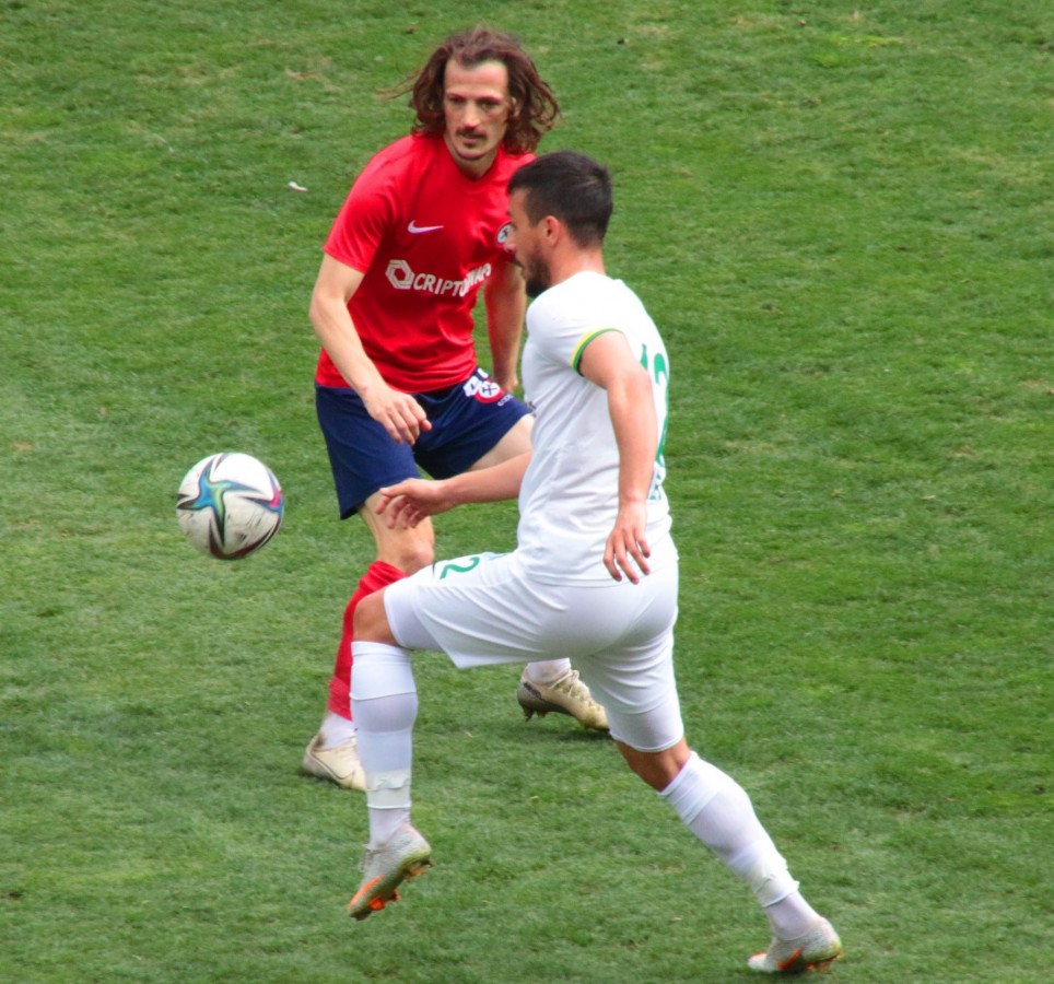 Play-off umutları azalıyor