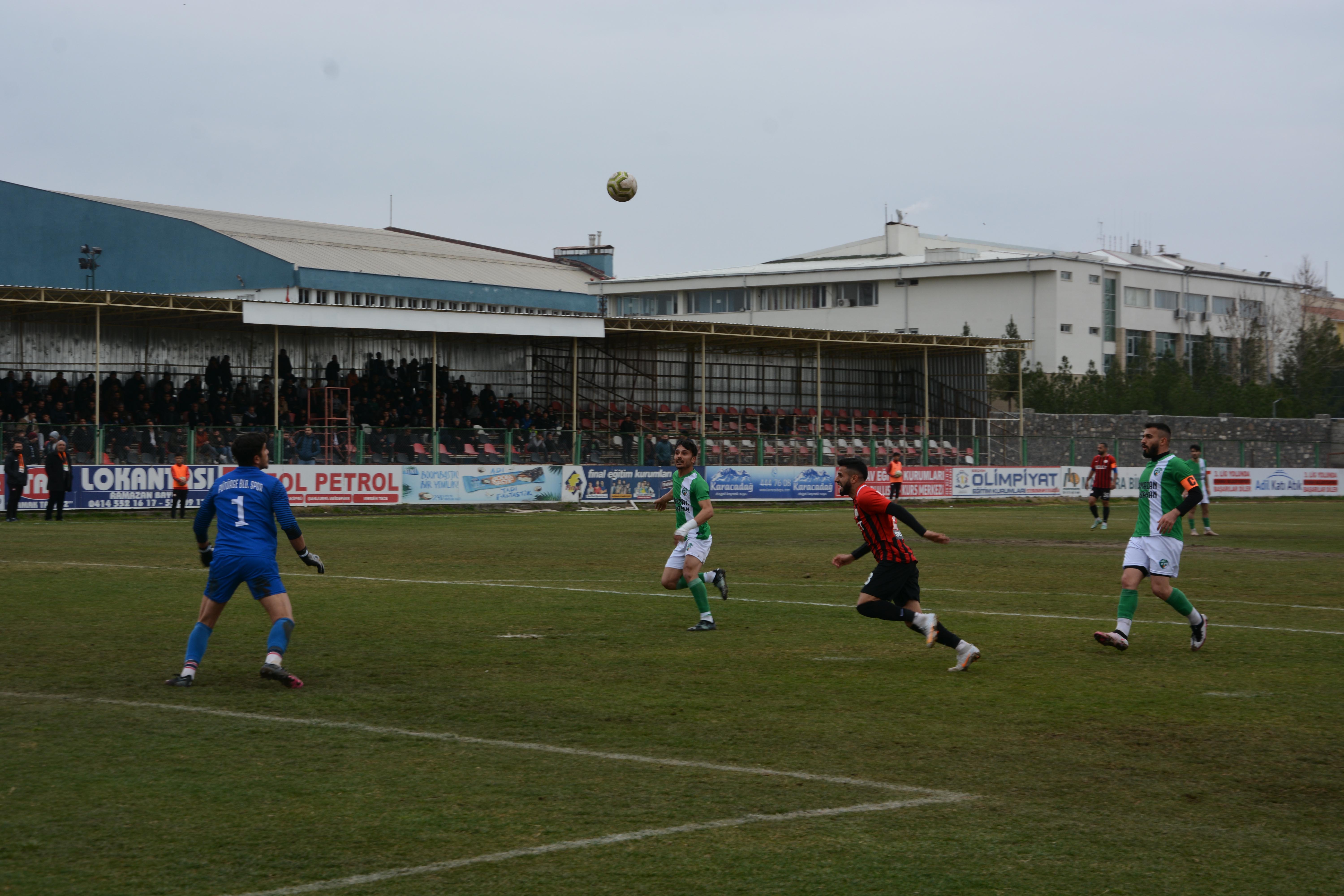 Siverek Belediyespor 3 puanı 3 golle hanesine yazdırdı