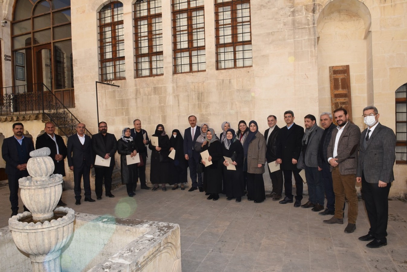 Buluntu Hoca’nın varislerinden anlamlı bağış