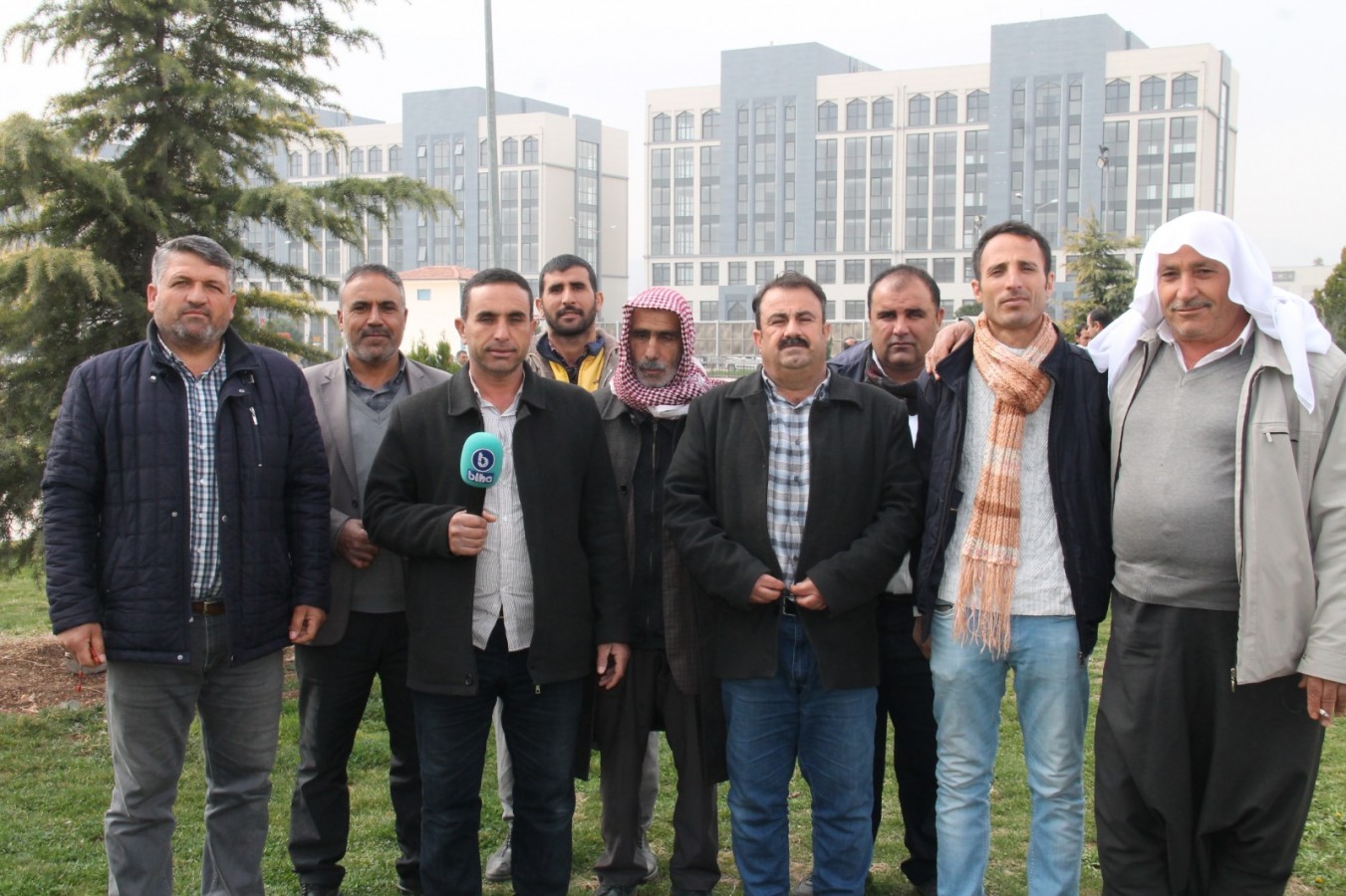 Urfa’da servisçiler akaryakıt zamlarını protesto etti