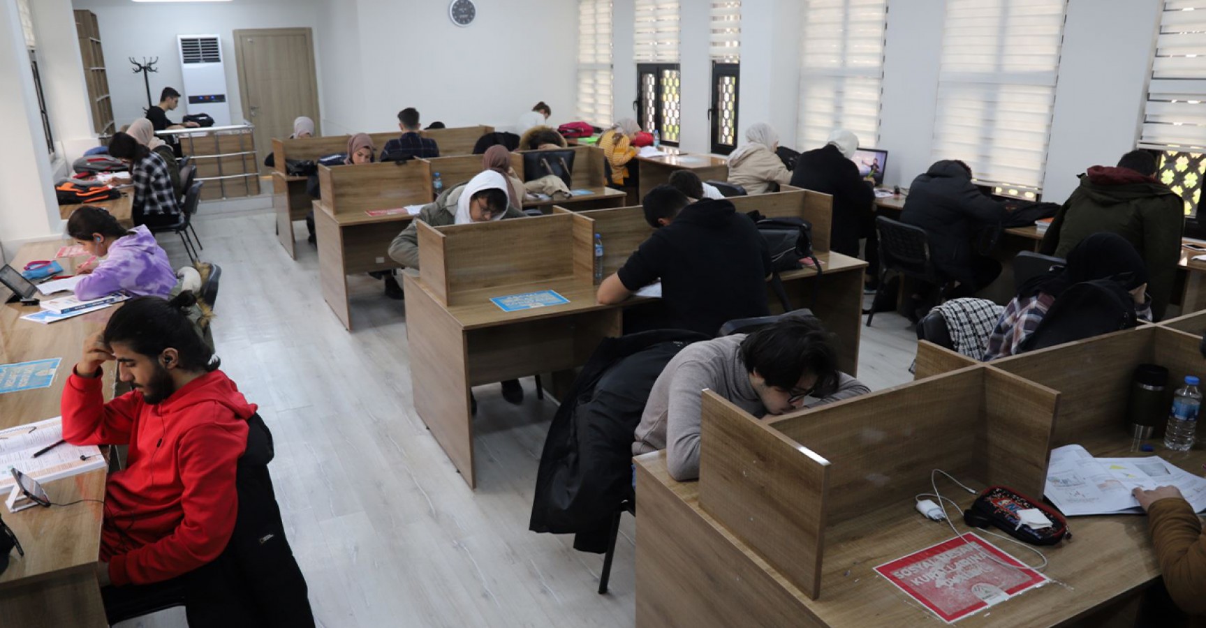 Karaköprü okuma evlerinde hizmet saatleri uzadı