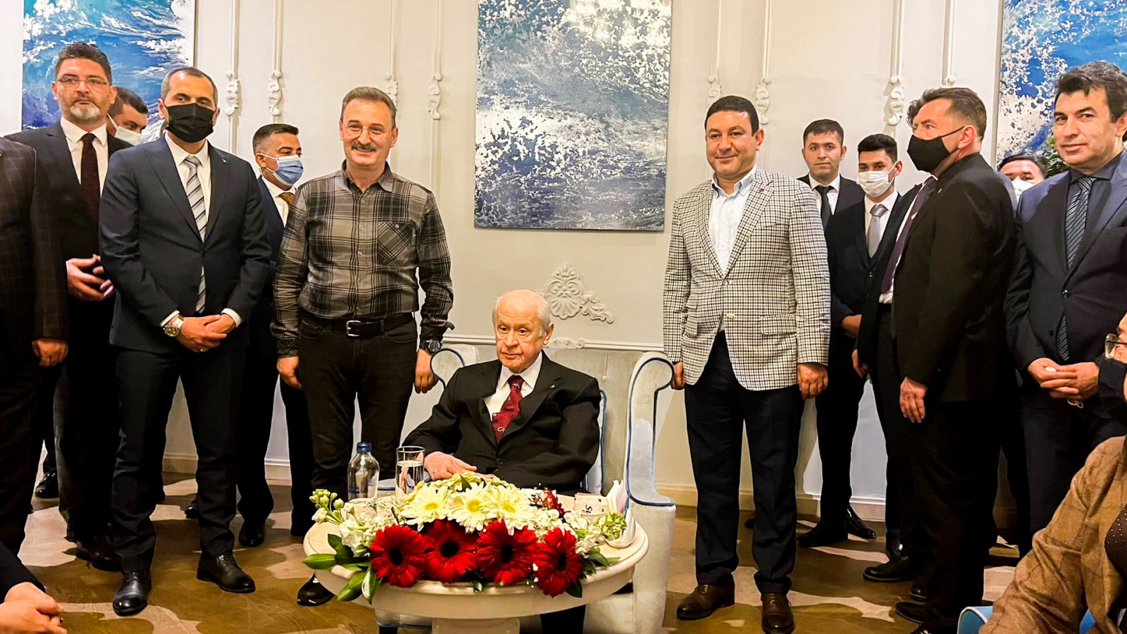 Özyavuz, MHP lideriyle bir araya geldi