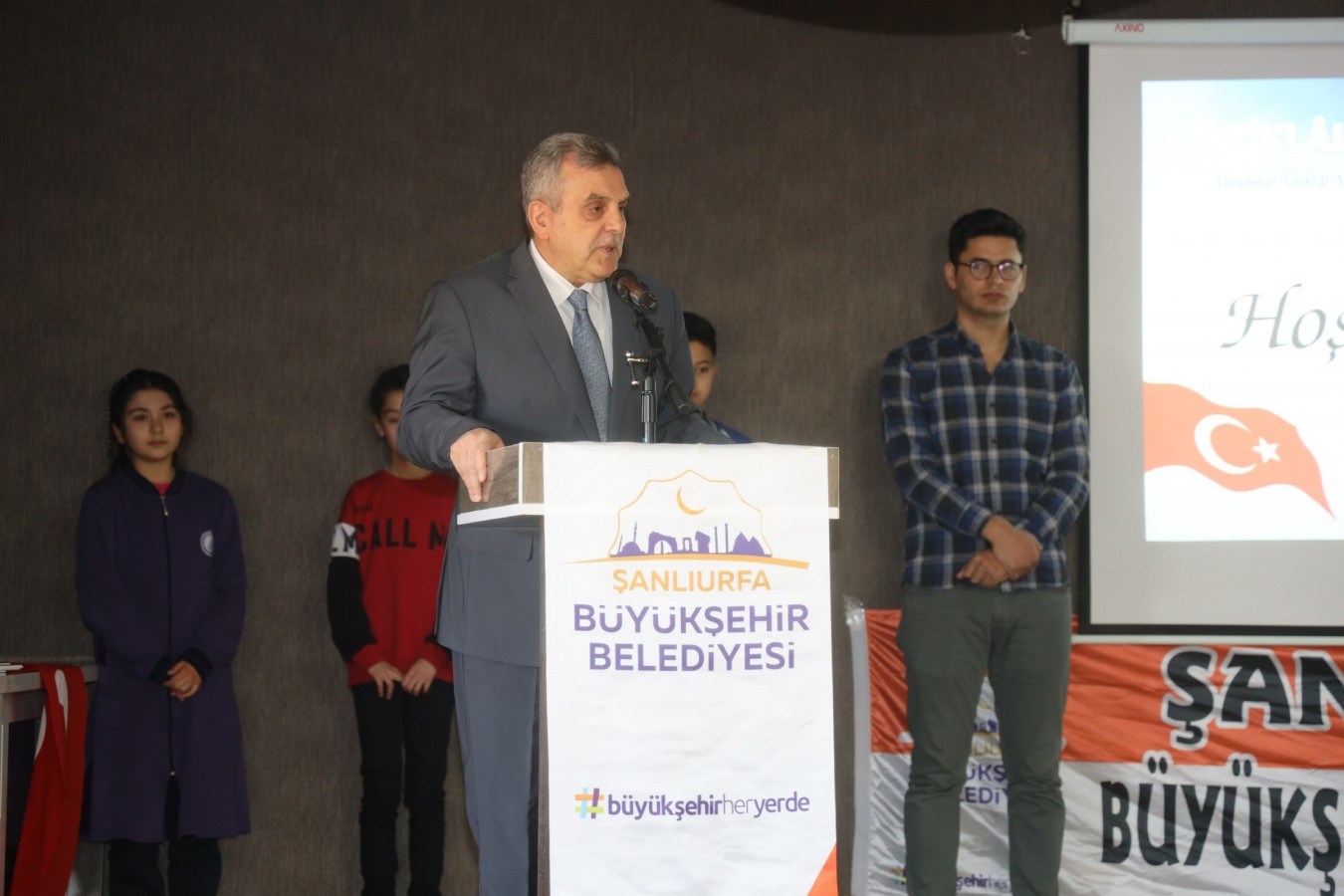 Beyazgül: İstiklal Marşı kurtuluşumuzun simgesidir