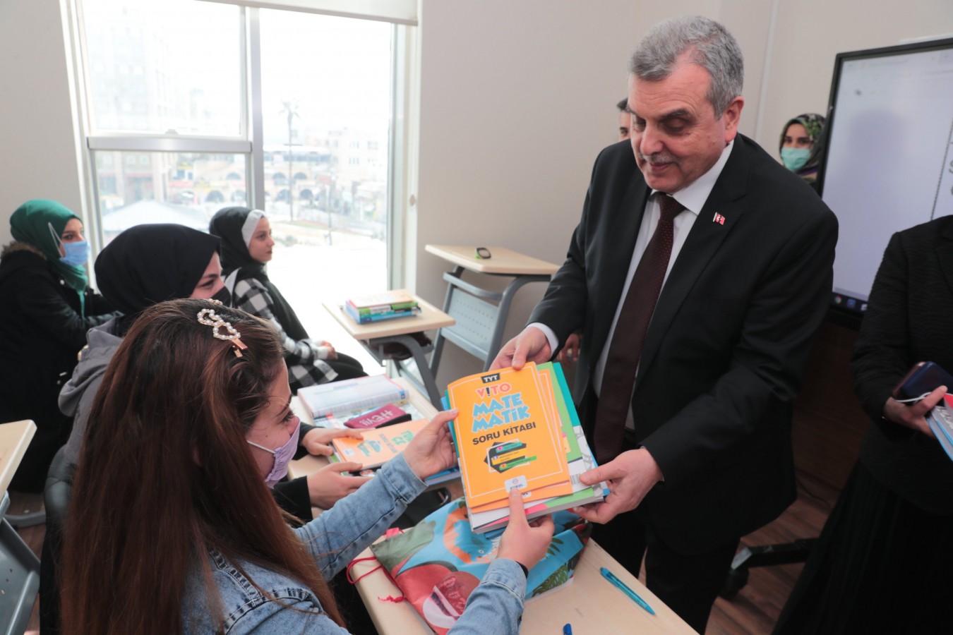 ŞANMEK’le yüzlerce genç geleceğe hazırlanıyor