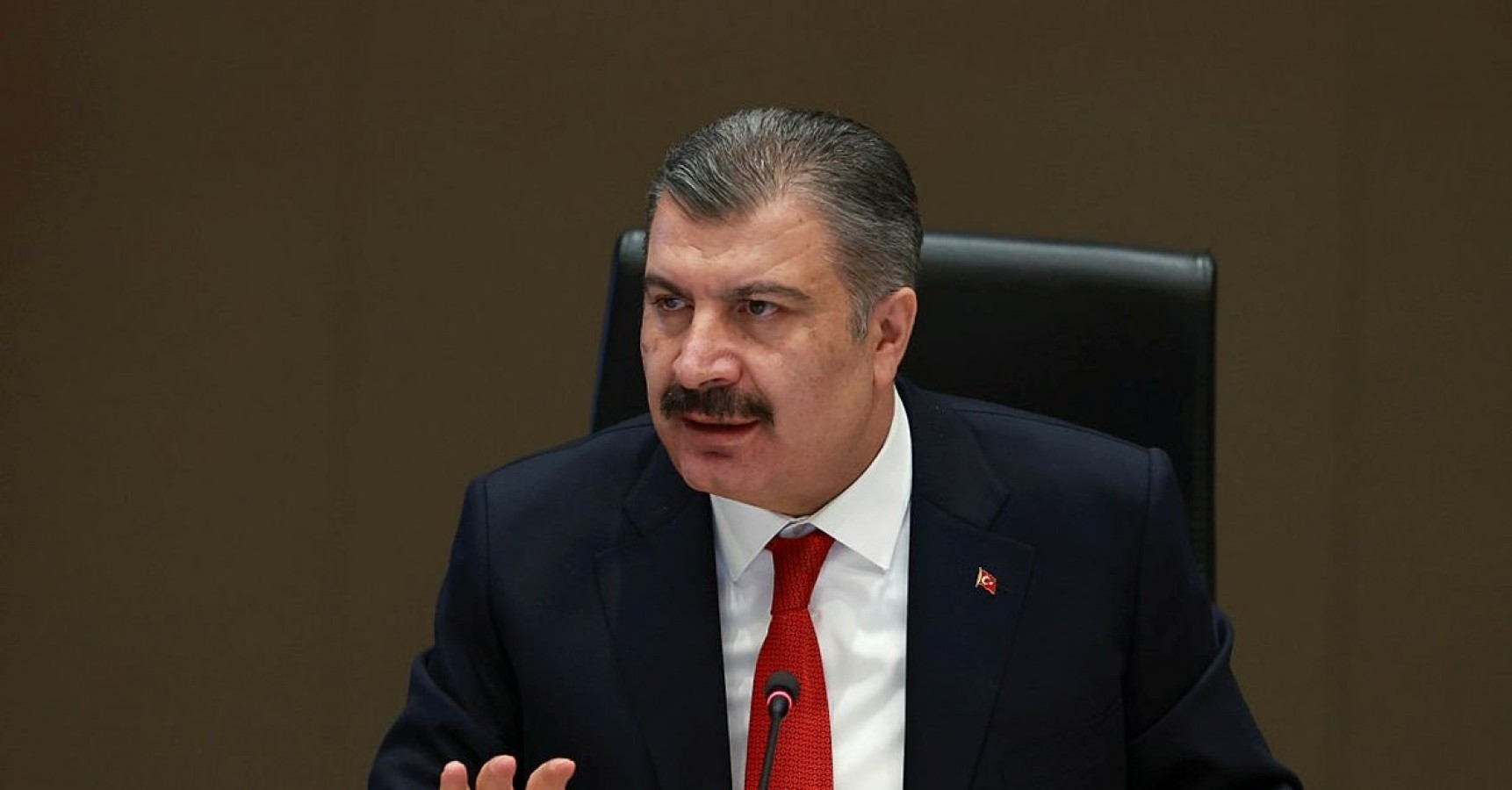 Sağlık Bakanı Fahrettin Koca: Gözünüz aydın arkadaşlar!