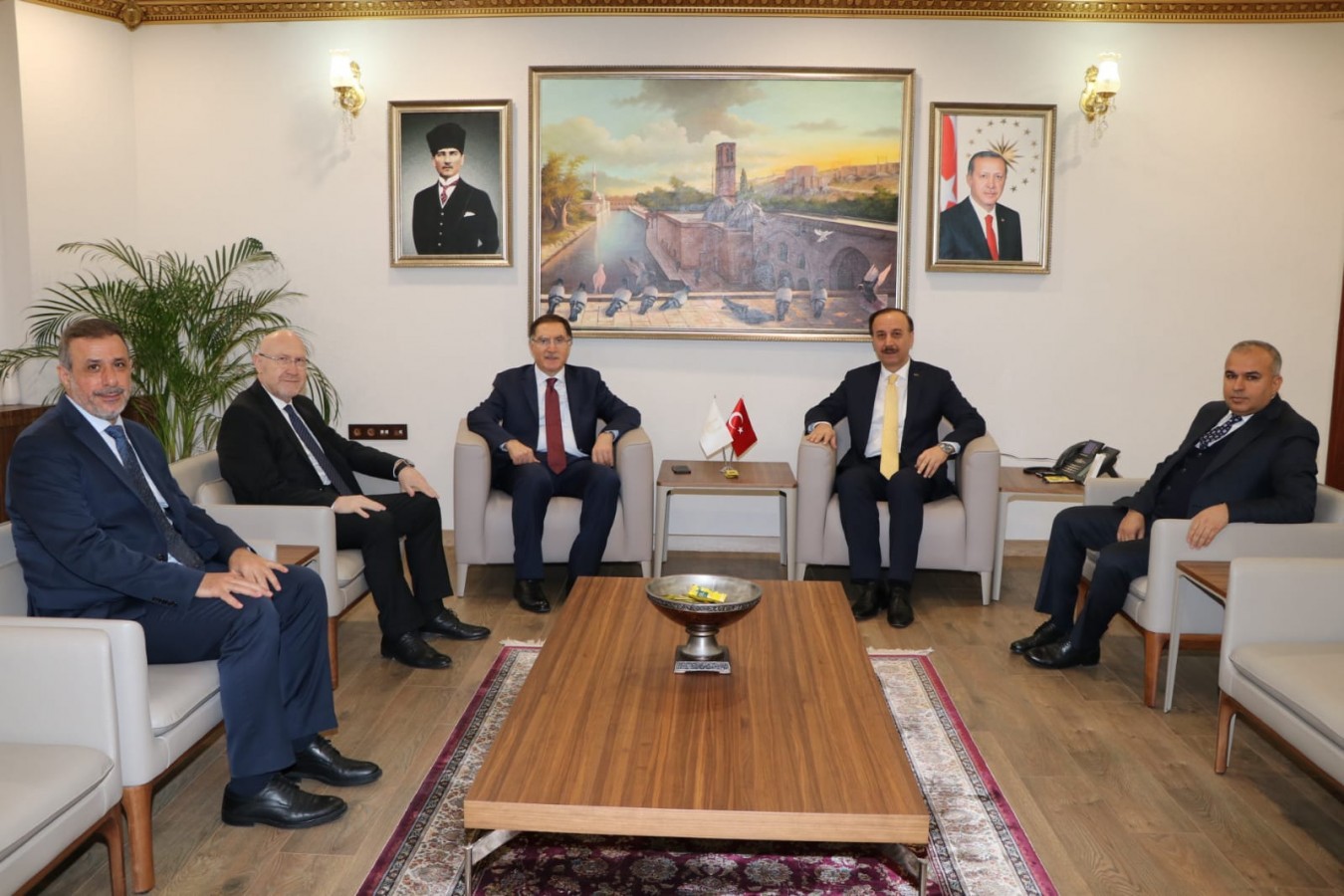 Kamu Başdenetçisi Malkoç, Vali Erin'i ziyaret etti