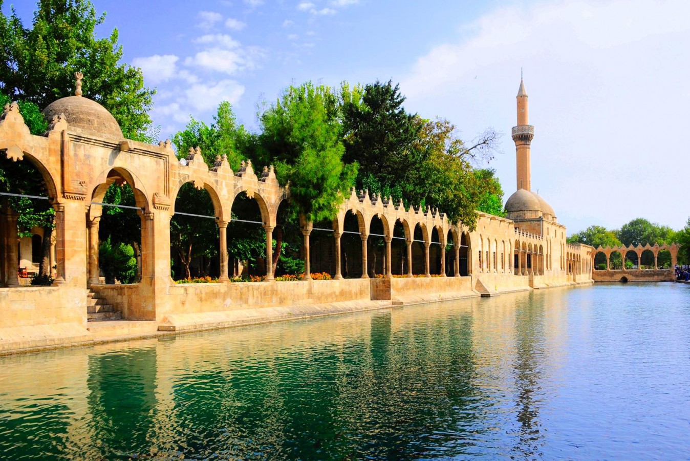 Sivas Belediyesi Urfalıları sevindirdi, Gaziantep şaşırttı