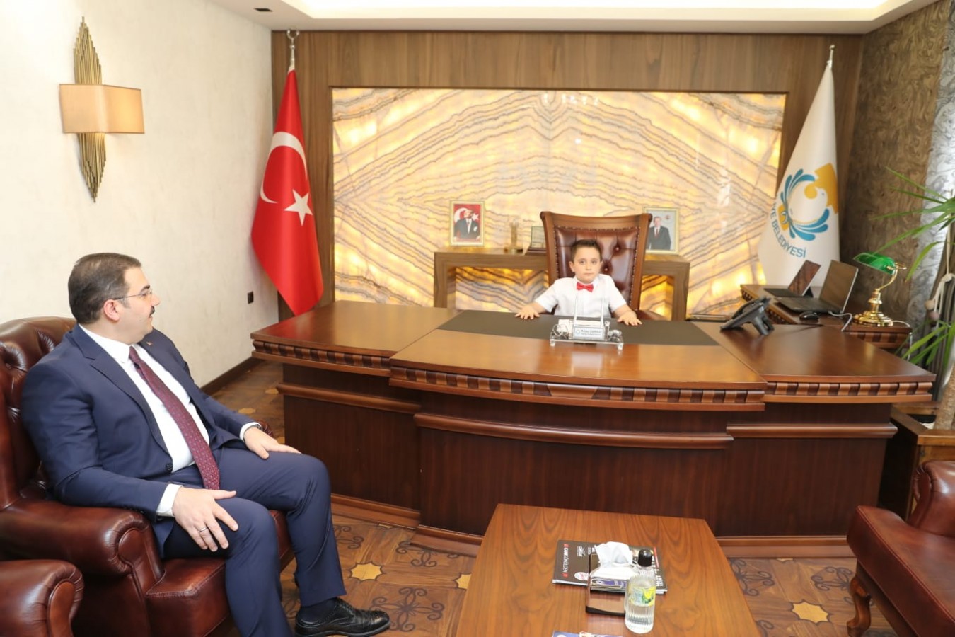 Haliliye'de 23 Nisan'da koltuk değişimi