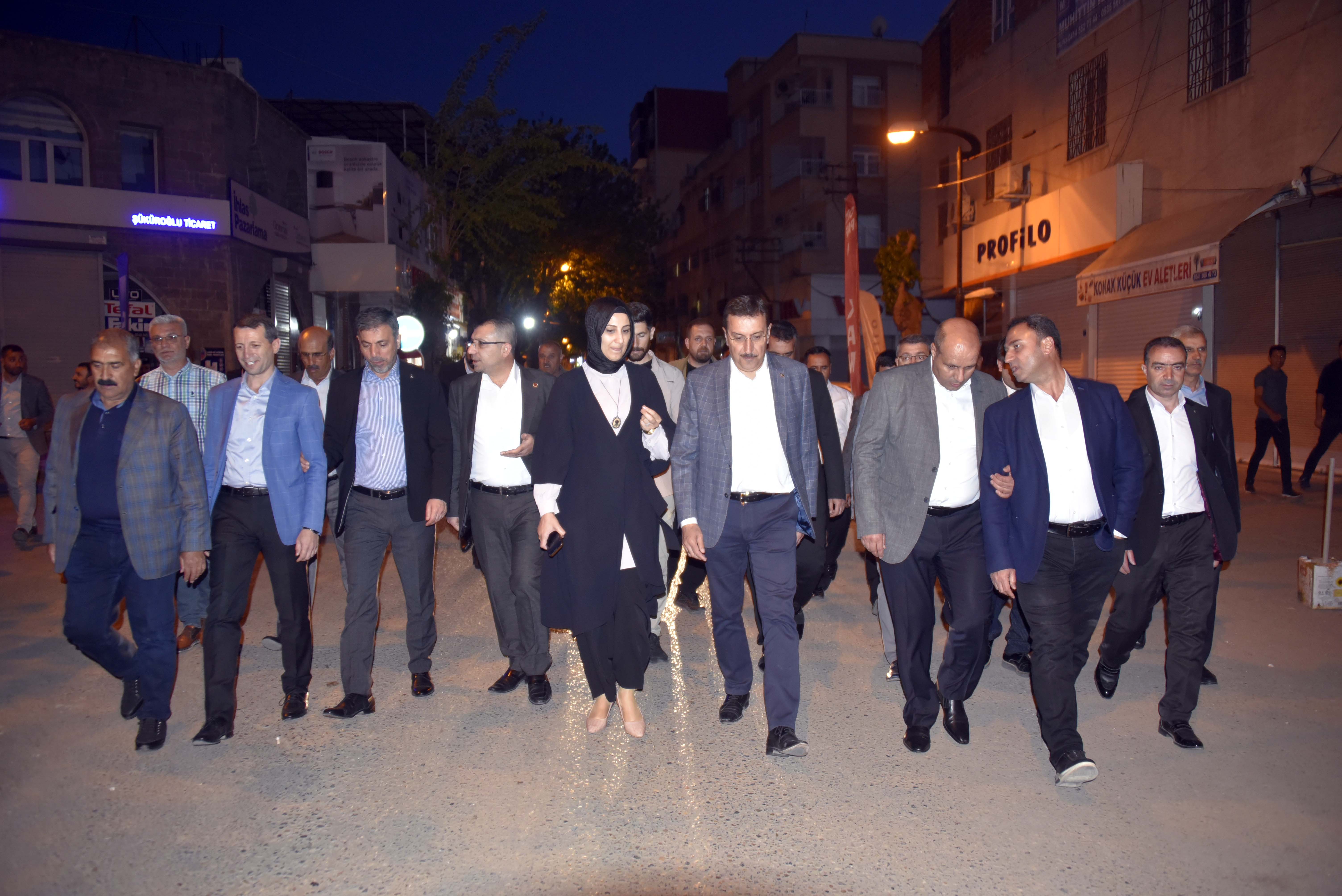 Siverek’teki iftara eski bakan Tüfenkci katıldı