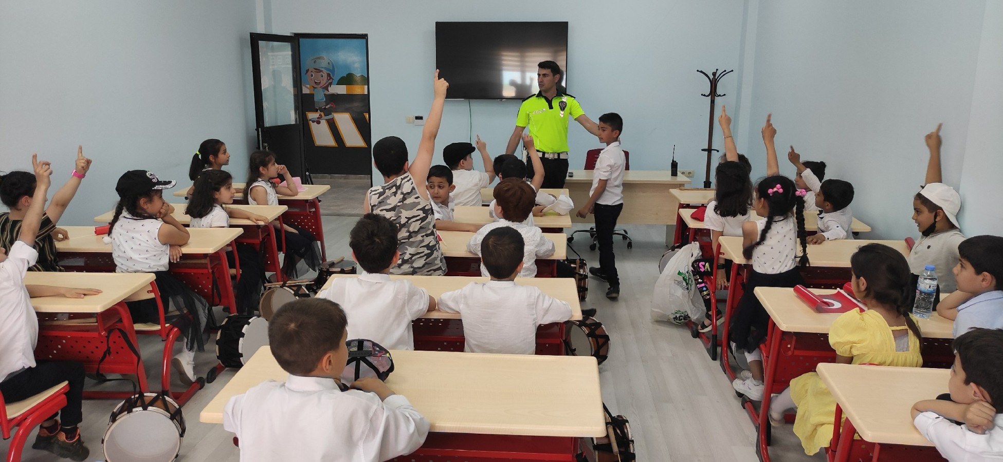 Öğrenciler Trafik Haftası'nı kutladı