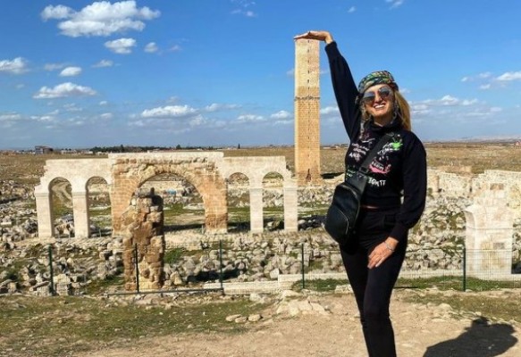 Ünlü Sunucu ve Manken Şanlıurfa'yı gezdi