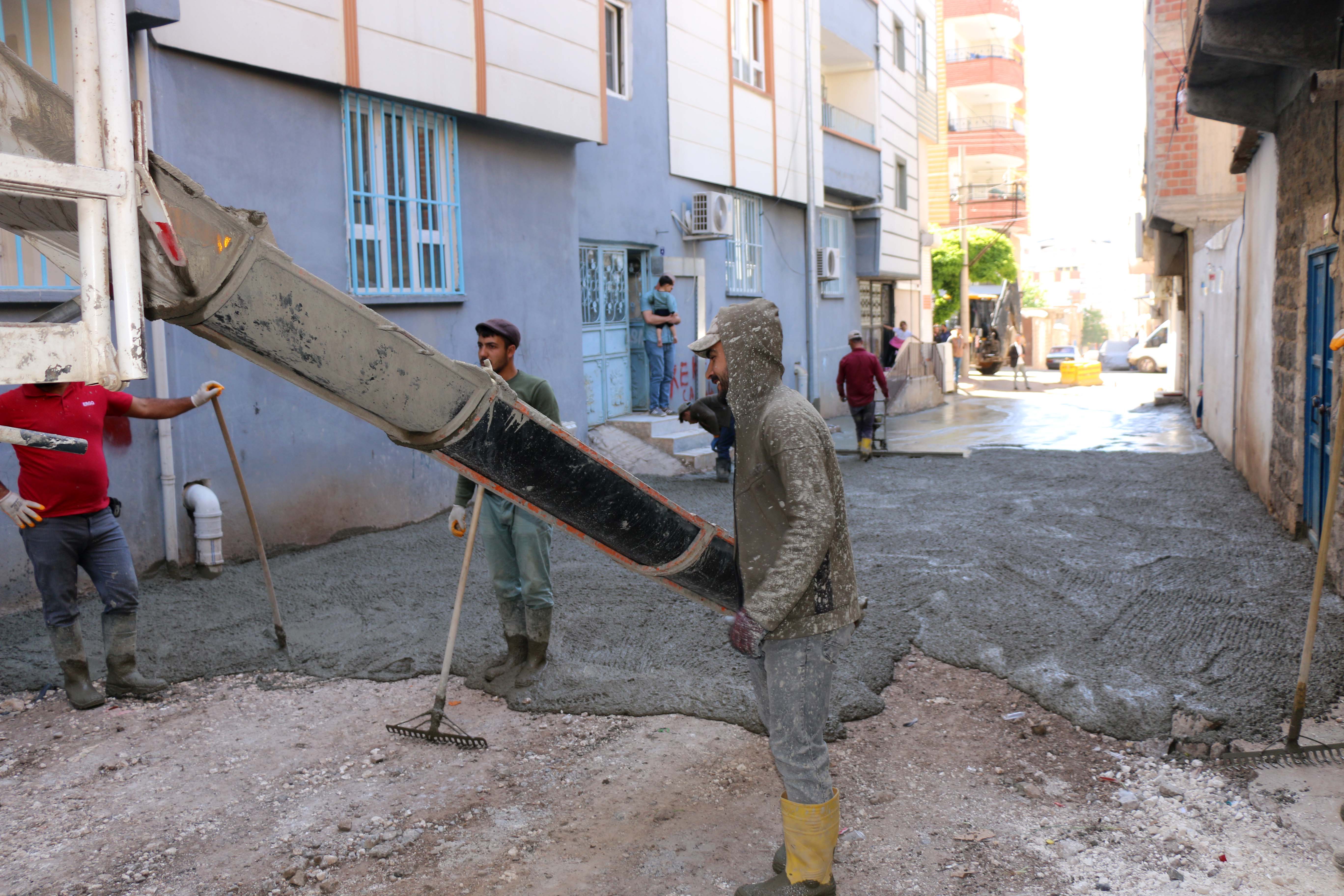 Siverek’te sokak ve caddelerde yenileme çalışmaları