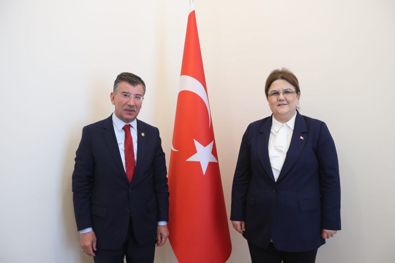 Urfalı vekil, Bakan Yanık’la görüştü