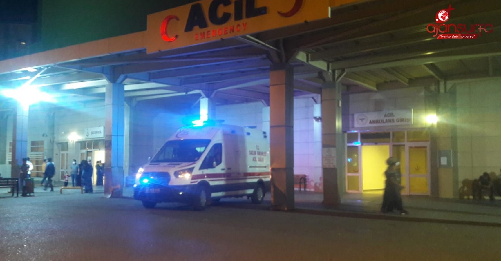 Şanlıurfa'da TIR'la araba çarpıştı! Yaralılar var
