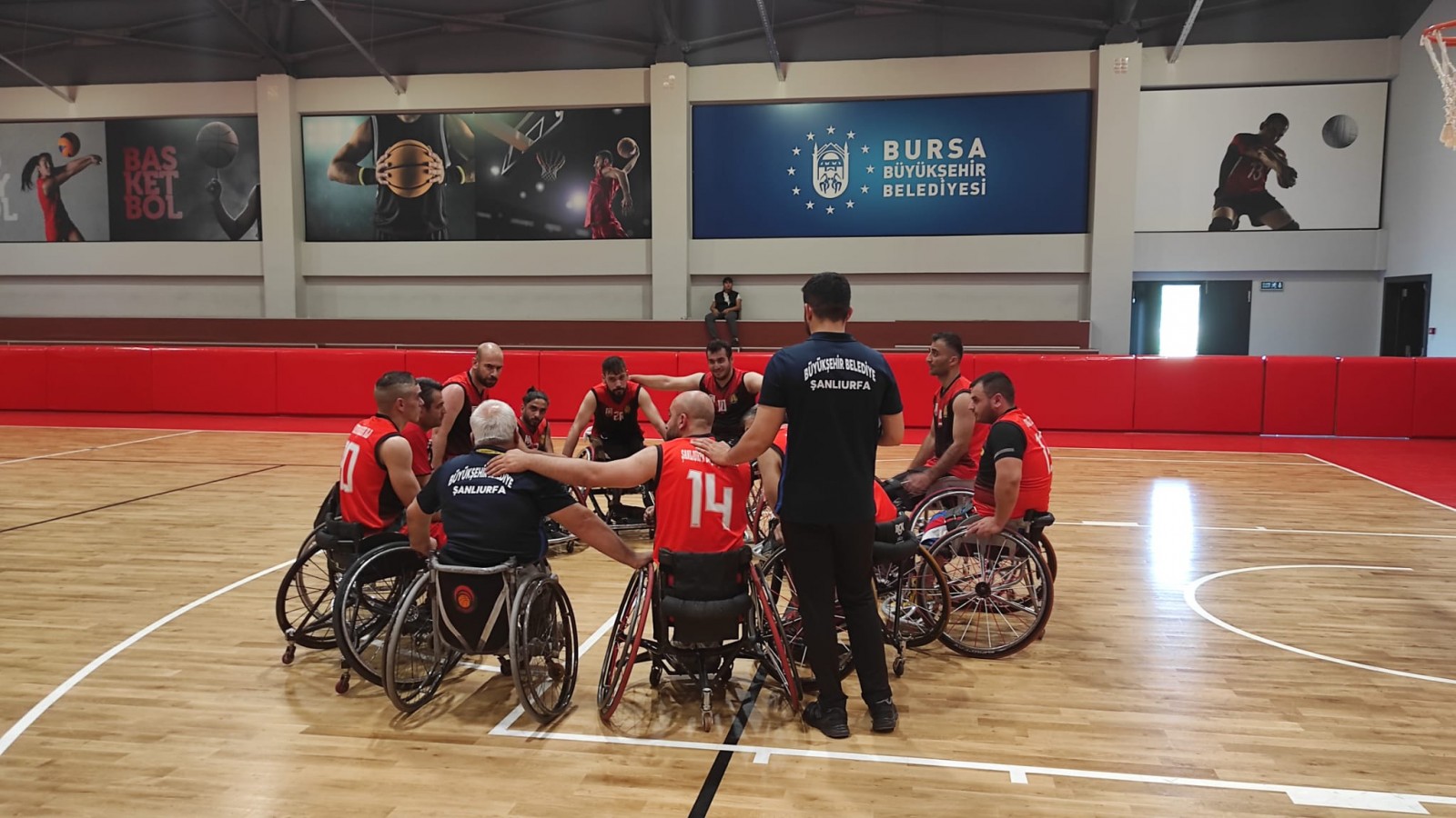 Büyükşehir Belediyesi deplasmanda farklı kazandı