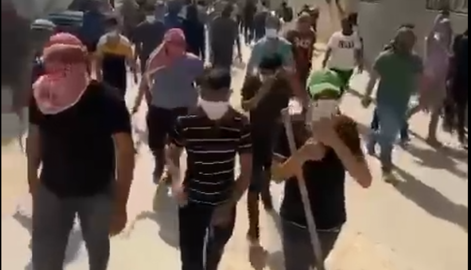 Akçakale’de gergin hava! İlçenin ileri gelenlerinden sükunet çağrısı