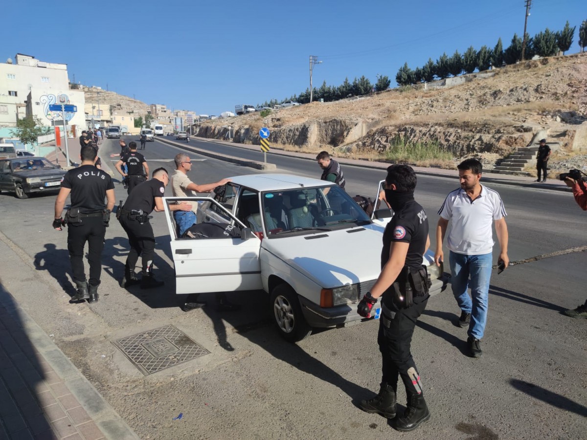 Şanlıurfa’da şafak operasyonu: 28 gözaltı