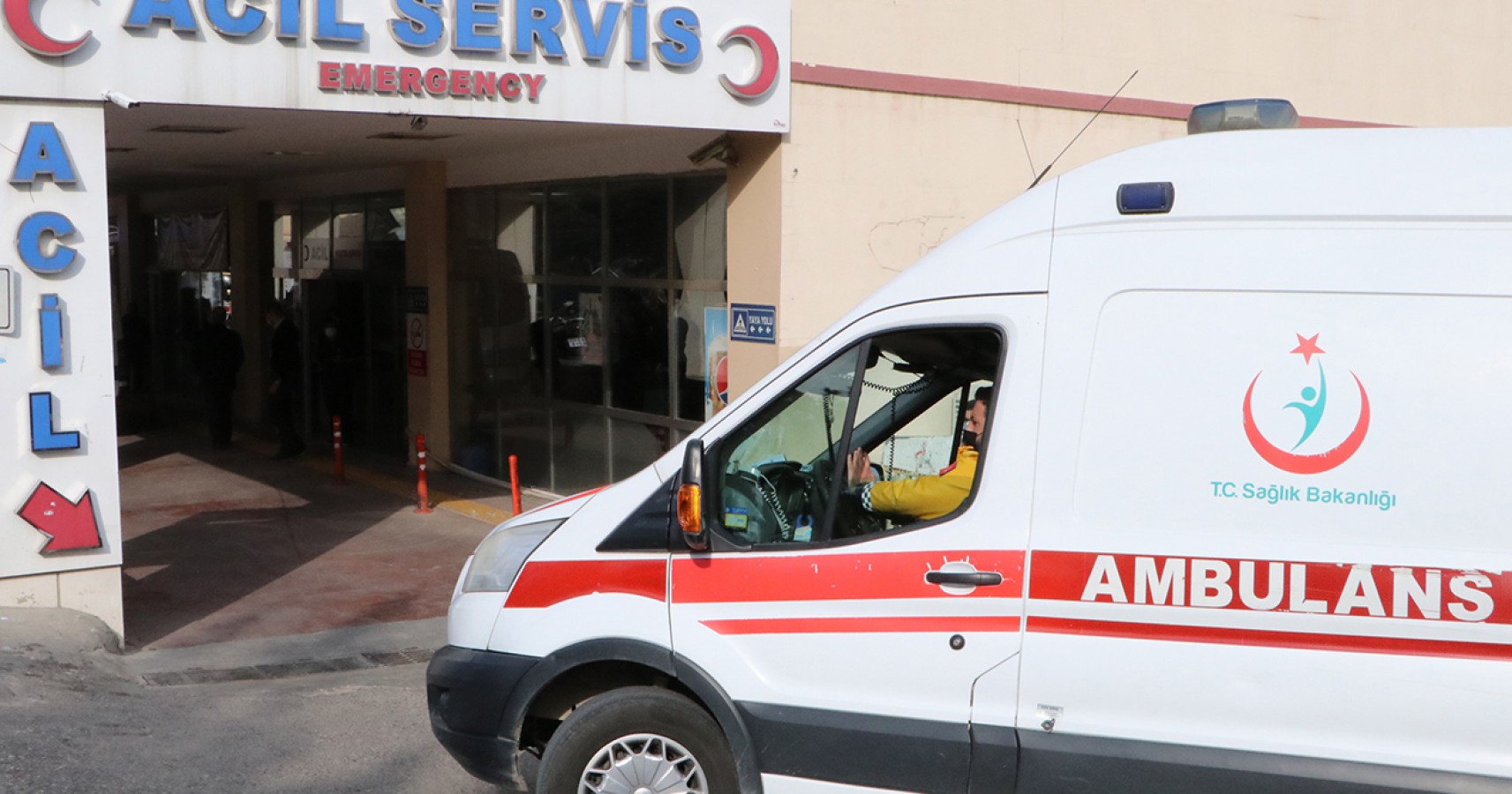 Karaköprü’de intihar girişimi!