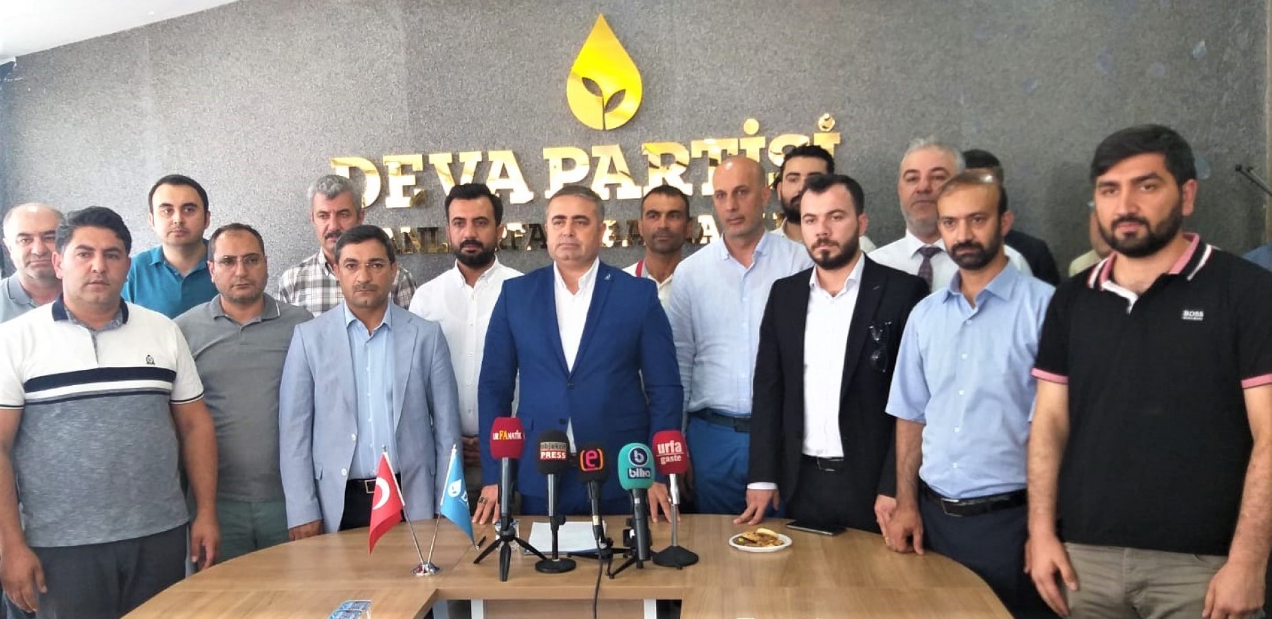 Urfa DEVA yönetiminden Yeneroğlu’na destek