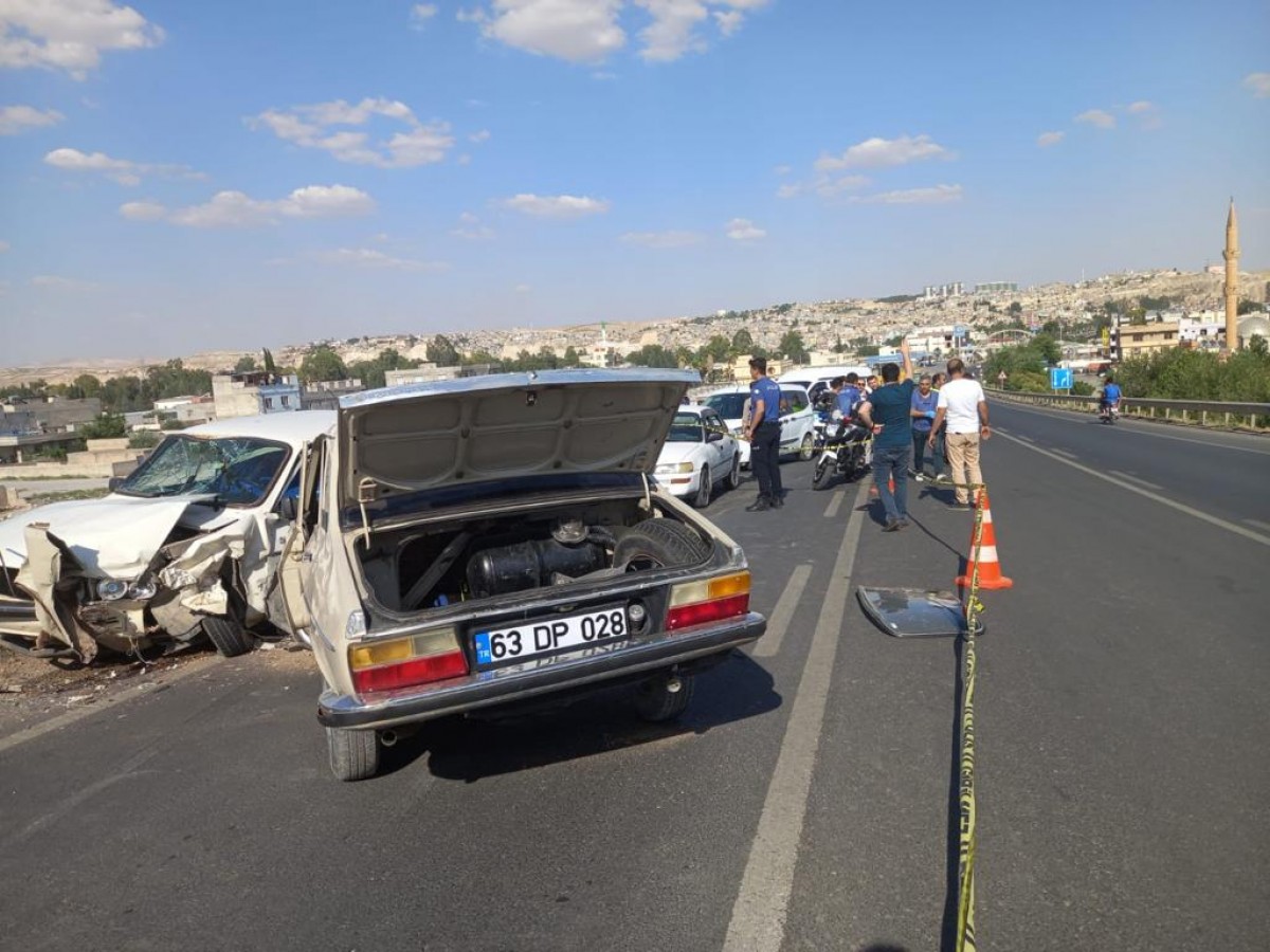 Urfa’da husumetli aileler kara yolunda çatıştı!