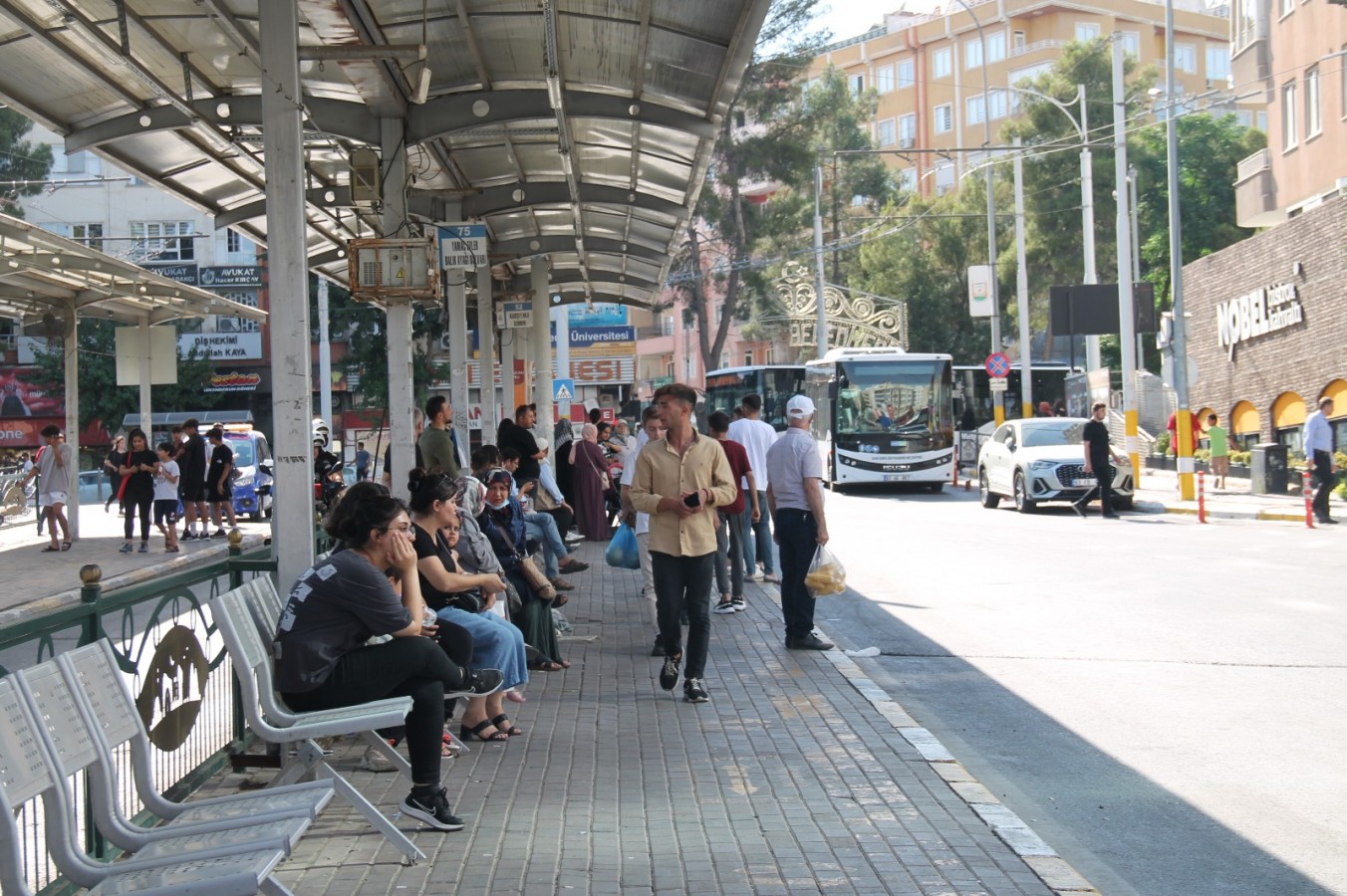 Sağlık çalışanlarının ücretsiz ulaşımı bitti!