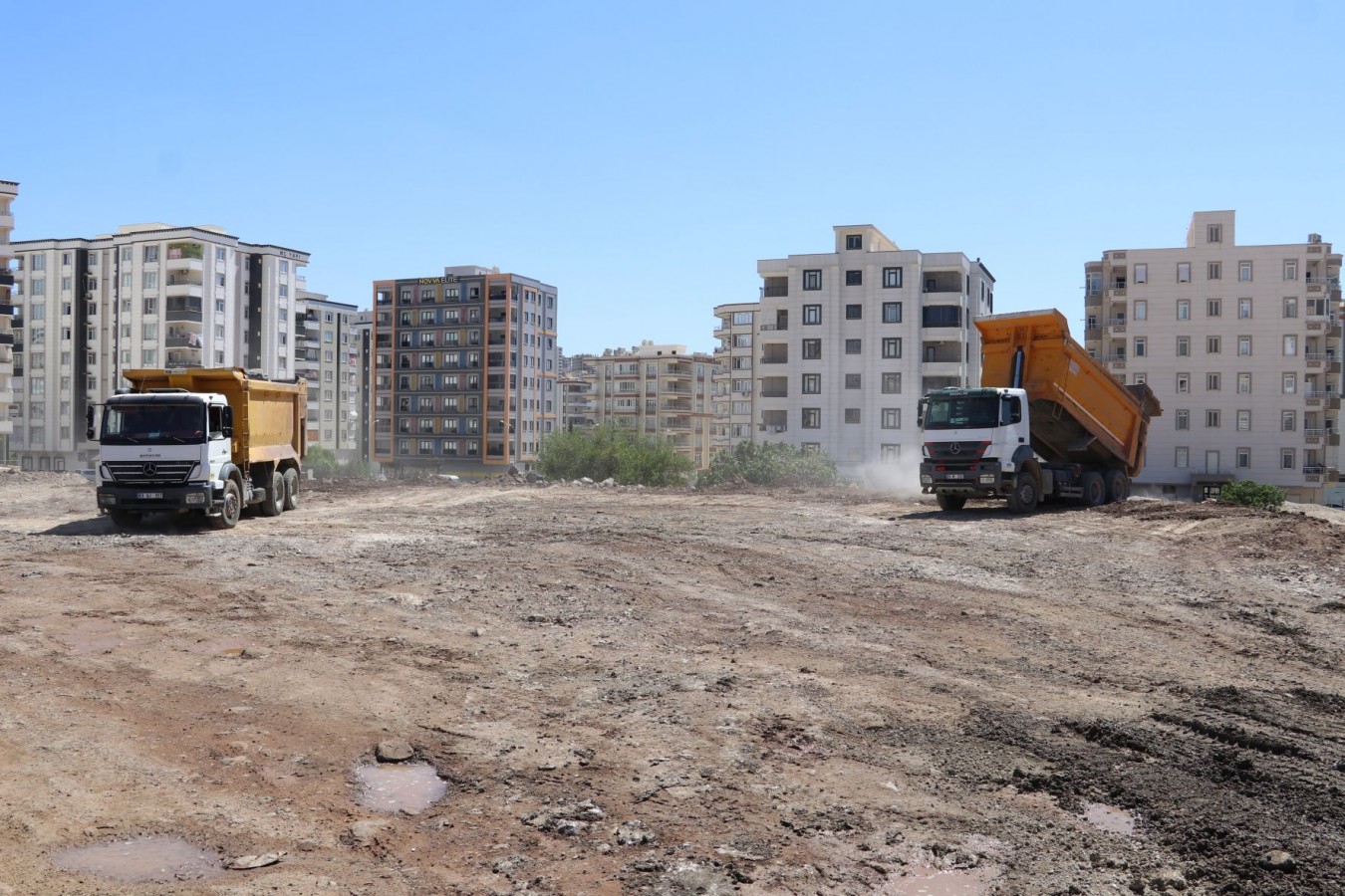 Karaköprü’de yılın ilk 6 ayında 20 km yol açıldı