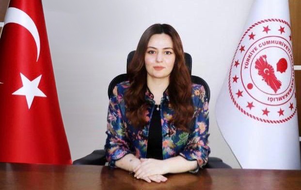 Halfeti'nin kadın kaymakamı veda etti