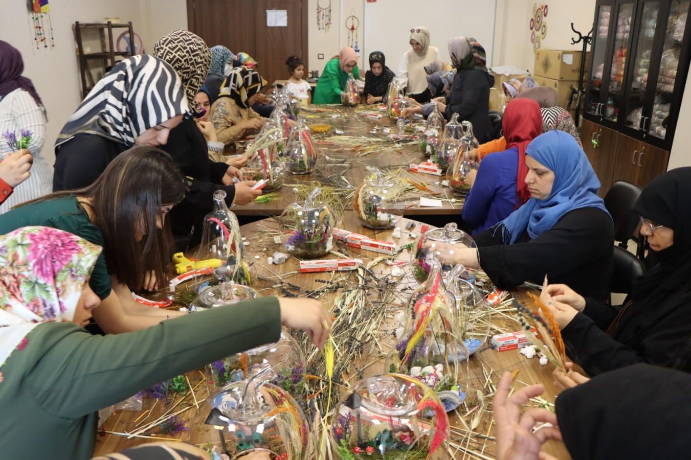 Şanlıurfa’da süs eşyaları ilgi görüyor