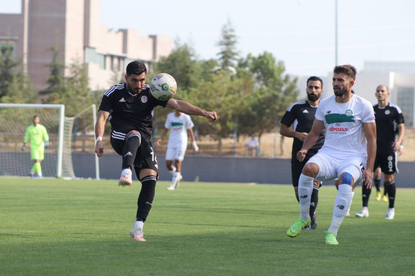 Karaköprü Konyaspor deplasmanından 1 puanla dönüyor