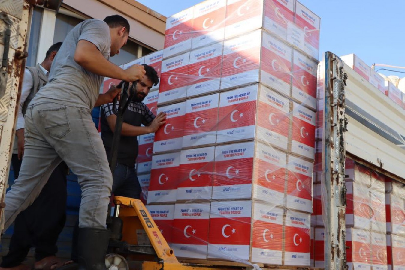 Urfa kardeşlikte sınır tanımadı! Bakan Soylu'dan Urfa paylaşımı