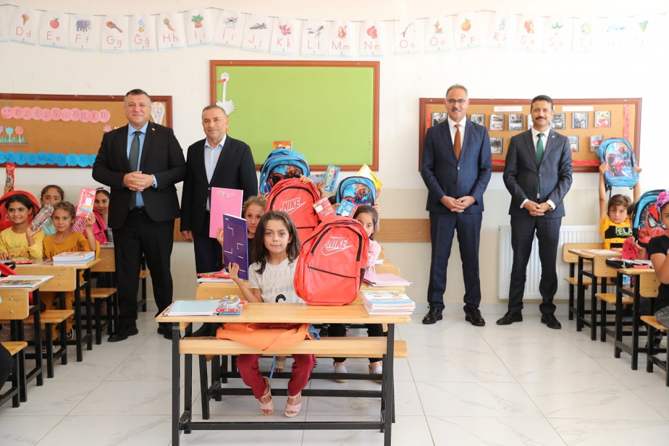 Eyyübiye Belediyesi’nden öğrencilere eğitim desteği