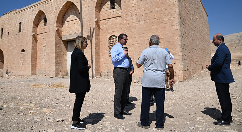 Vali Ayhan, tarihi kilisenin turizme kazandırılması için talimat verdi