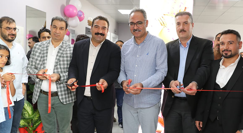 Başkan Kuş, güzellik merkezinin açılışını yaptı
