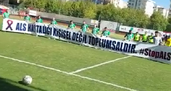 Karaköprüspor’dan ALS hastalarına pankartlı destek