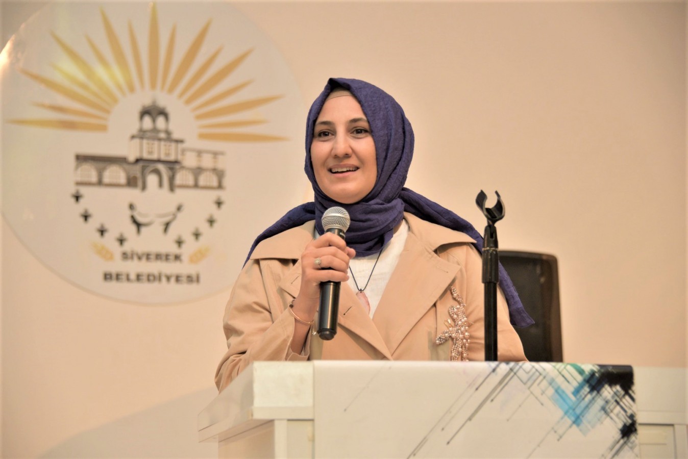 Ayşe Çakmak: Eğitim konusu önceliklerimiz arasında