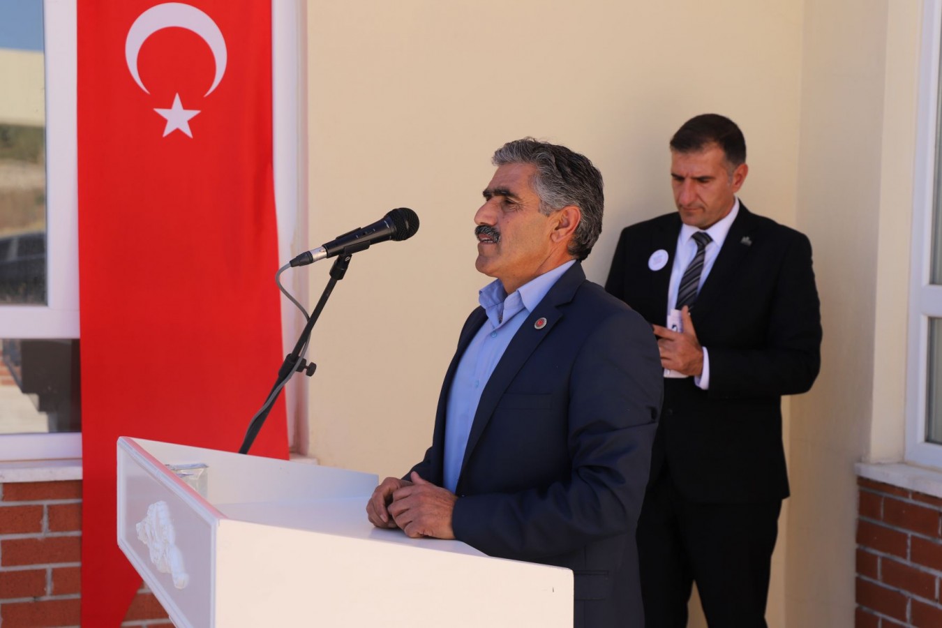 Karaköprü kırsalına yapılan salon hizmete sunuldu