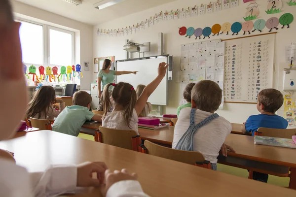 Okullarda ilk ara tatile ne kadar kaldı?