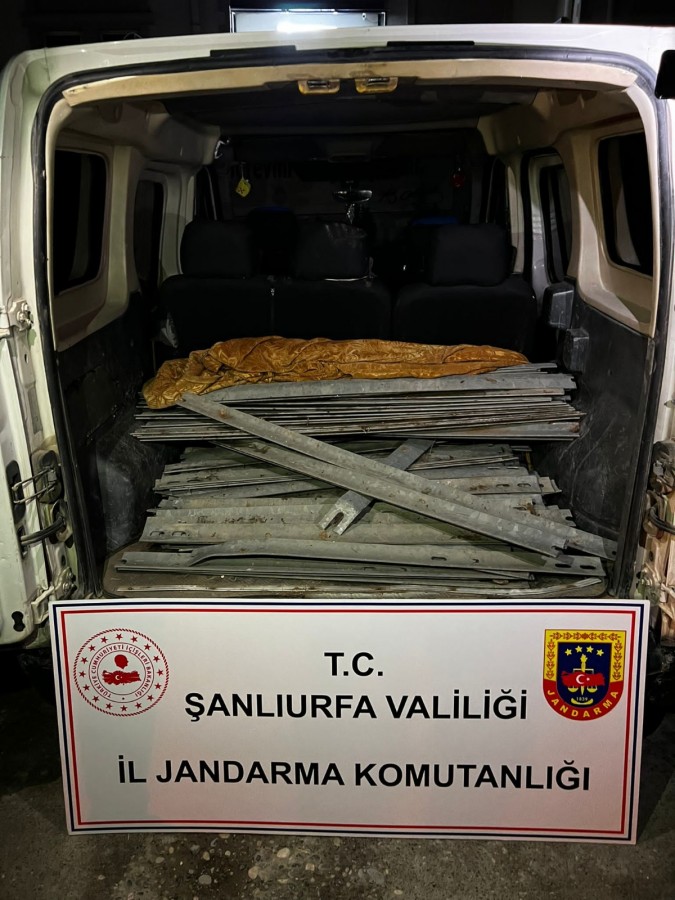 Jandarmada ekiplerinden Urfa'da ‘şok yol arama’ uygulaması!